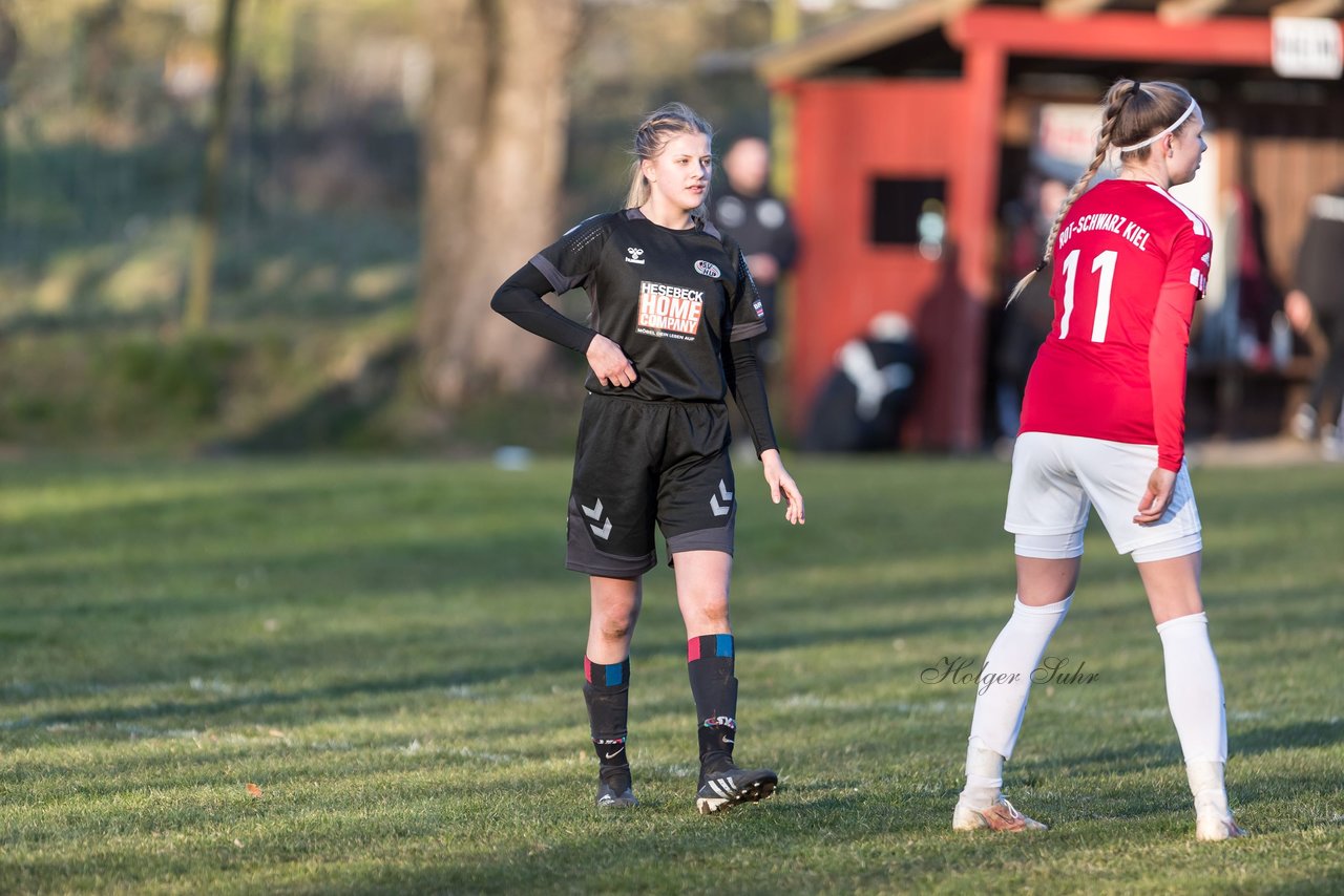 Bild 311 - F Rot Schwarz Kiel - SV Henstedt Ulzburg 2 : Ergebnis: 1:1